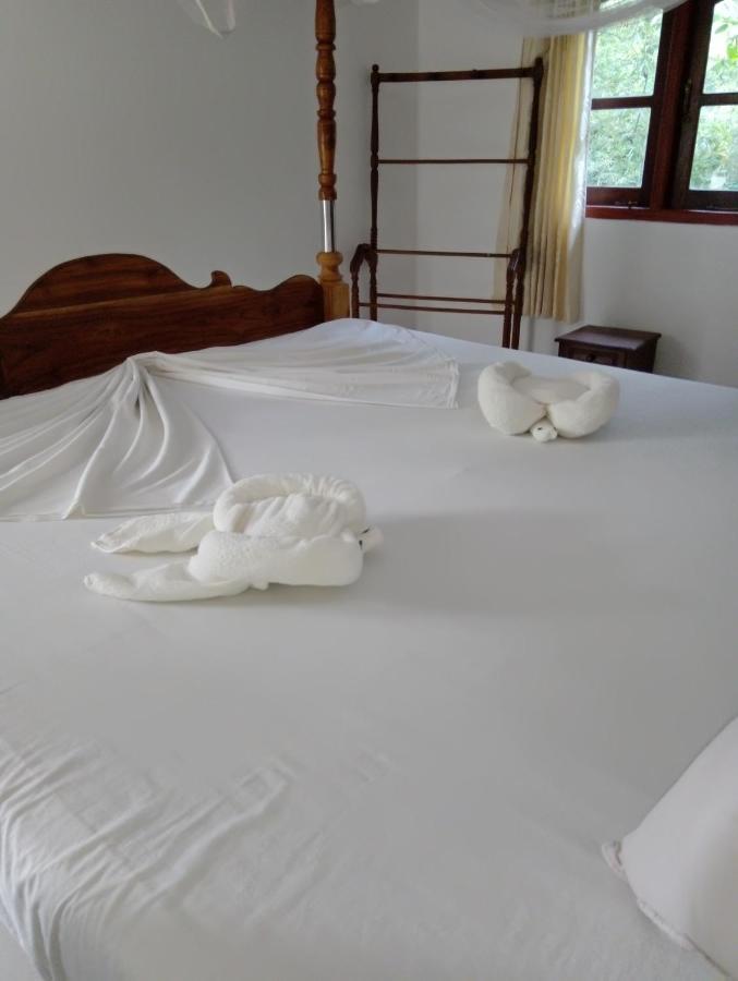 Damith Guest House Унаватуна Екстериор снимка