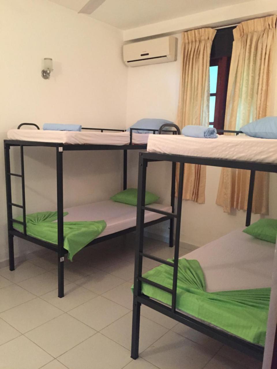 Damith Guest House Унаватуна Екстериор снимка