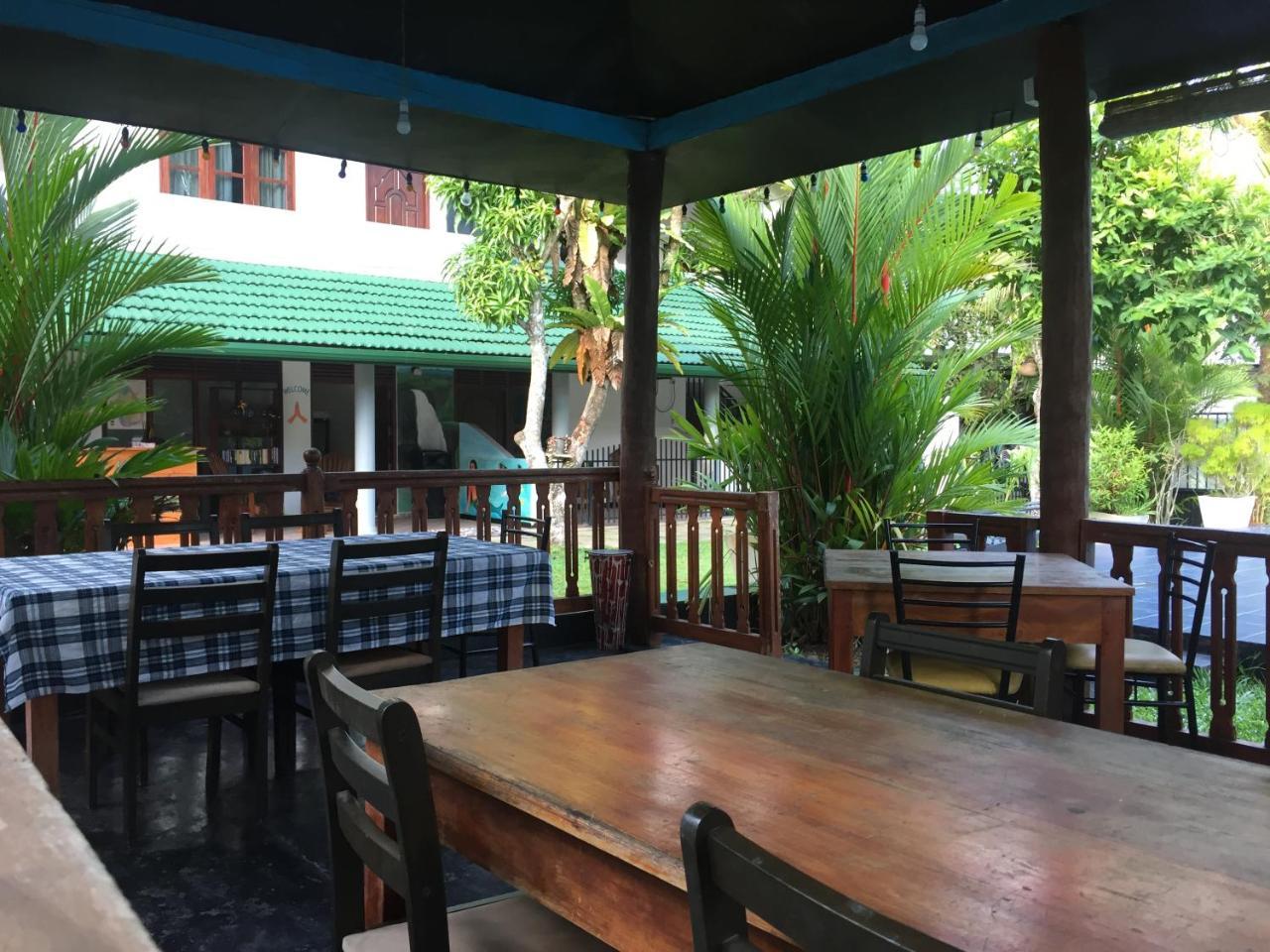 Damith Guest House Унаватуна Екстериор снимка